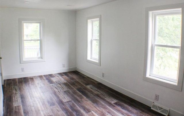 303 W Alexander Street, Buchanan City, MI 49107