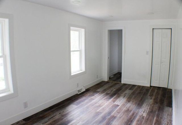 303 W Alexander Street, Buchanan City, MI 49107