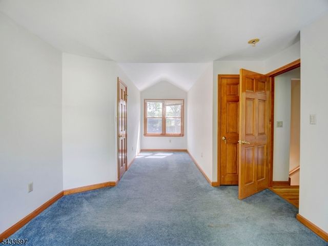 180 Mill Ln, Mountainside Boro, NJ 07092