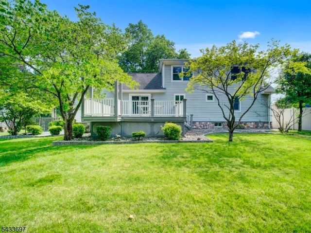 180 Mill Ln, Mountainside Boro, NJ 07092