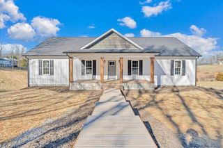 107 Ridge DR, Goodview, VA 24095