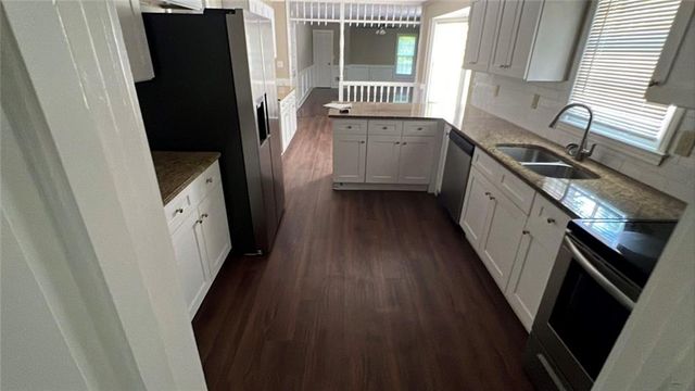 3884 Hunting Ridge Drive SW, Lilburn, GA 30047