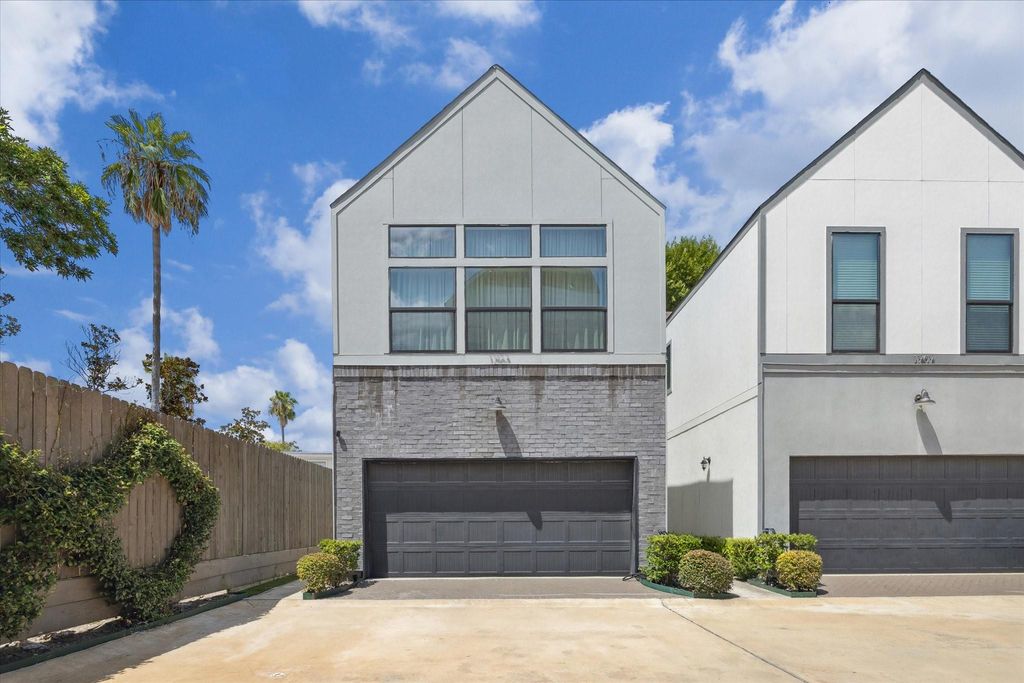 1703 Benbow Oak Place, Houston, TX 77080