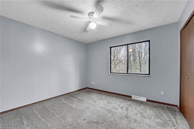 4298 S Main Street, Akron, OH 44319