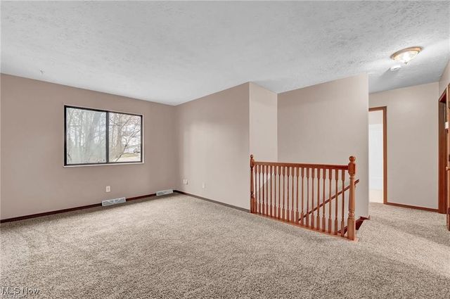 4298 S Main Street, Akron, OH 44319