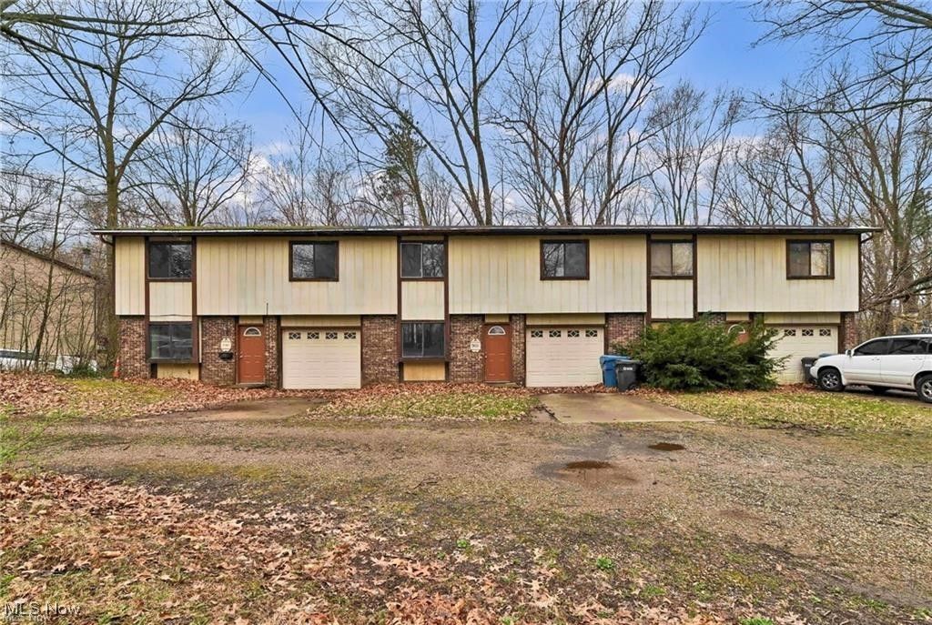 4298 S Main Street, Akron, OH 44319