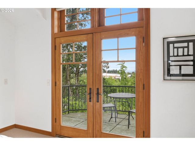 1829 FAIRMOUNT Blvd, Eugene, OR 97403