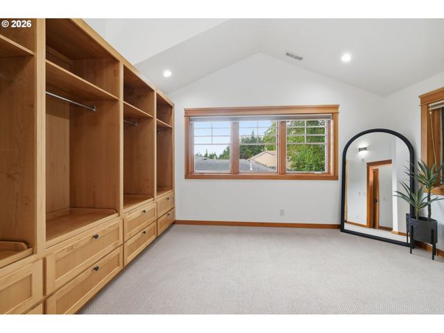 1829 FAIRMOUNT Blvd, Eugene, OR 97403