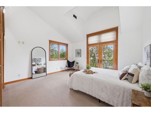 1829 FAIRMOUNT Blvd, Eugene, OR 97403