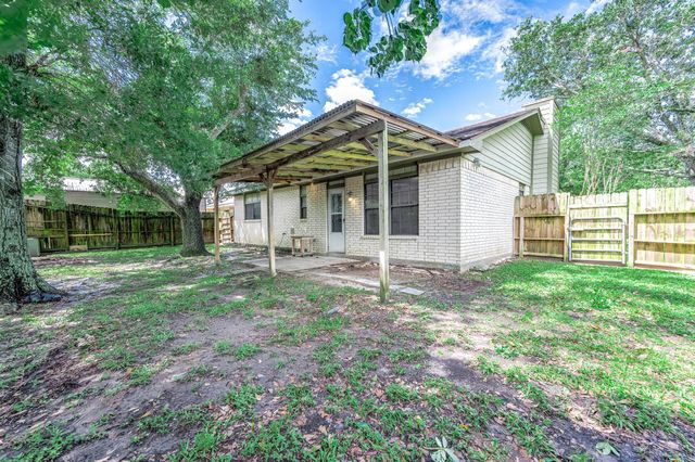 2702 Dove Tree Drive, Alvin, TX 77511