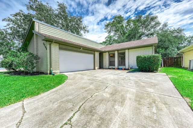 2702 Dove Tree Drive, Alvin, TX 77511