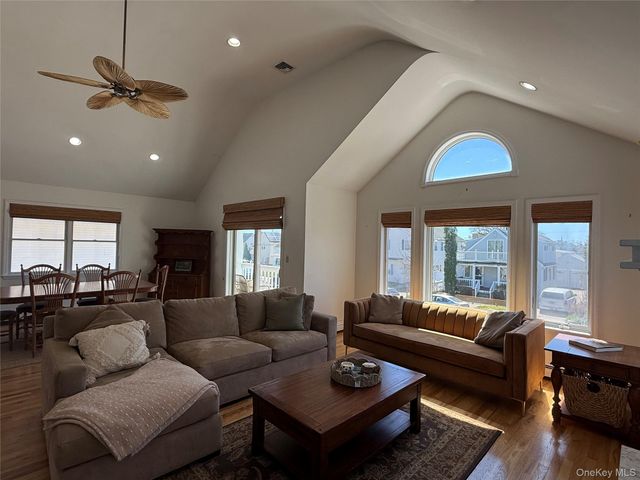 227 W Pine Street, Long Beach, NY 11561