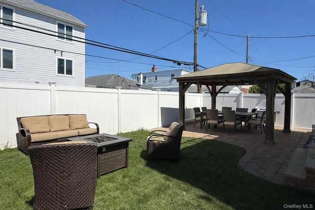 227 W Pine Street, Long Beach, NY 11561