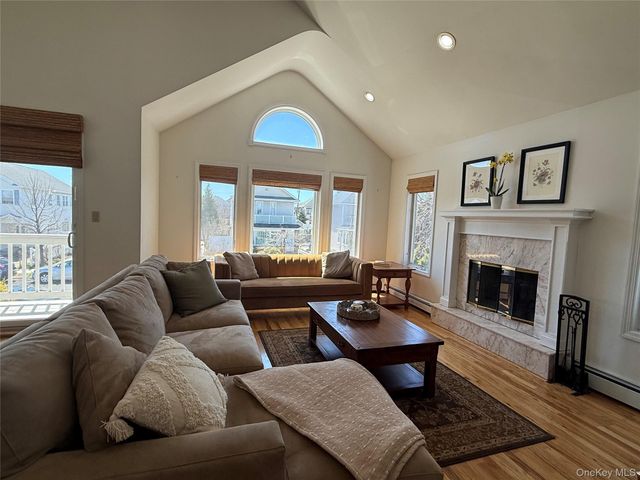 227 W Pine Street, Long Beach, NY 11561