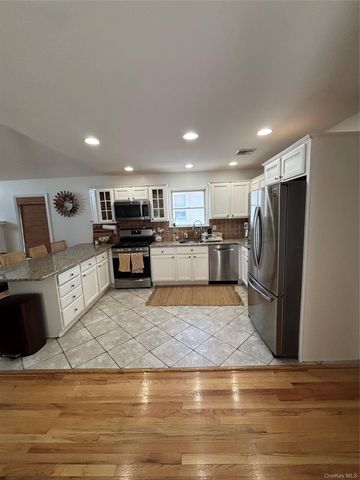 227 W Pine Street, Long Beach, NY 11561