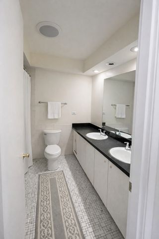 10109 Cherry Parkway M10, Skokie, IL 60076