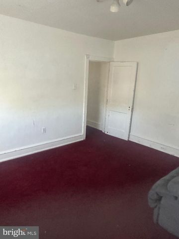 5515 N LAWRENCE ST, Philadelphia, PA 19120