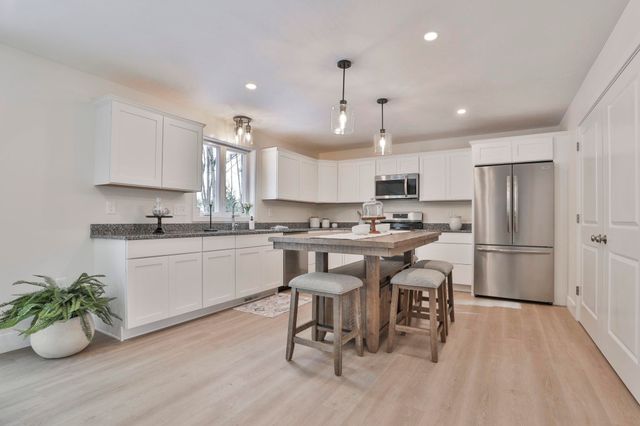 120 Rounala Road, Milford, NH 03055