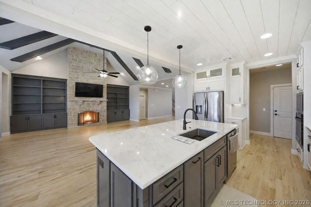 5812 E 128th Street S, Tulsa, OK 74008