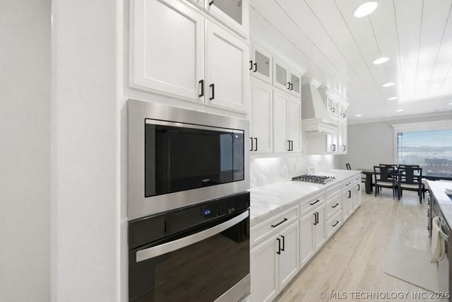 5812 E 128th Street S, Tulsa, OK 74008