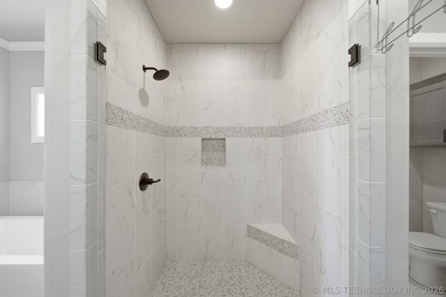 5812 E 128th Street S, Tulsa, OK 74008