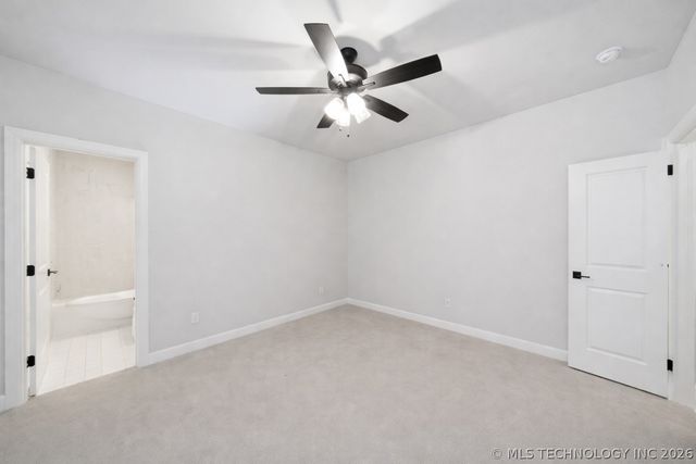 5812 E 128th Street S, Tulsa, OK 74008