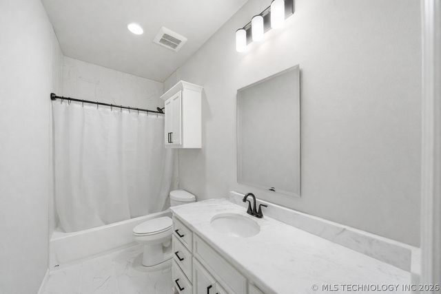 5812 E 128th Street S, Tulsa, OK 74008