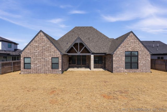 5812 E 128th Street S, Tulsa, OK 74008