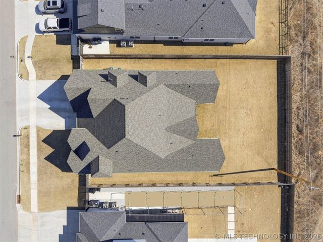 5812 E 128th Street S, Tulsa, OK 74008