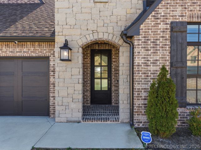 5812 E 128th Street S, Tulsa, OK 74008