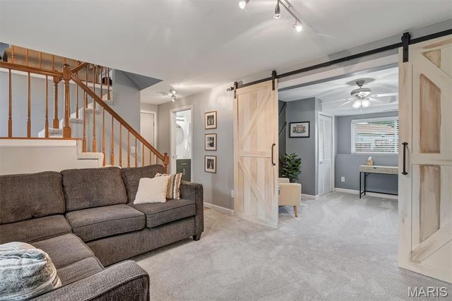 210 Kunze Drive, St Charles, MO 63303