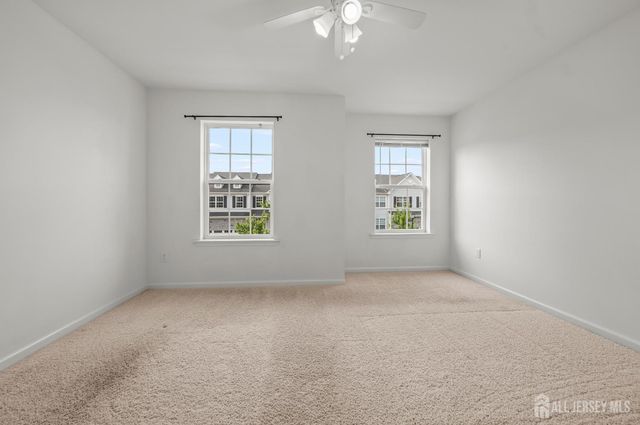 7 Larkspur Lane, Monroe, NJ 08831