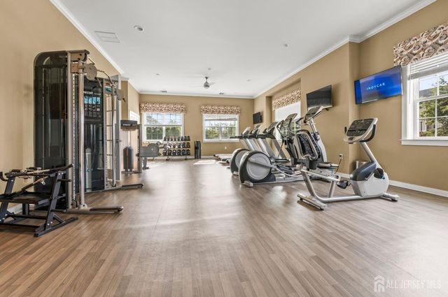 7 Larkspur Lane, Monroe, NJ 08831