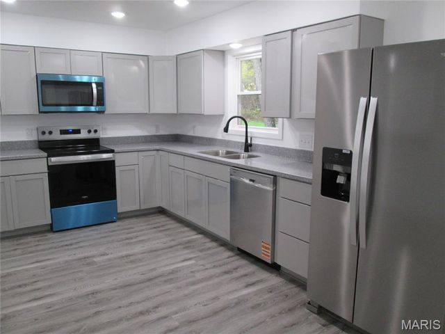 13351 State Route H, Edgar Springs, MO 65462