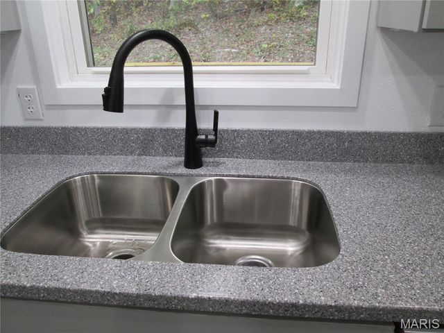 13351 State Route H, Edgar Springs, MO 65462