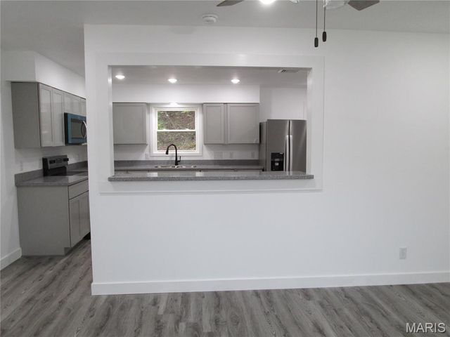 13351 State Route H, Edgar Springs, MO 65462