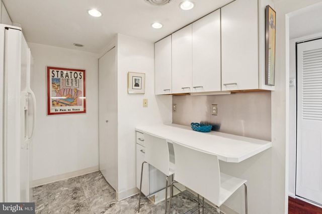 36 SAINT JAMES CT, Philadelphia, PA 19106