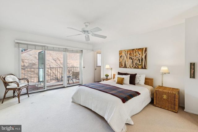 36 SAINT JAMES CT, Philadelphia, PA 19106