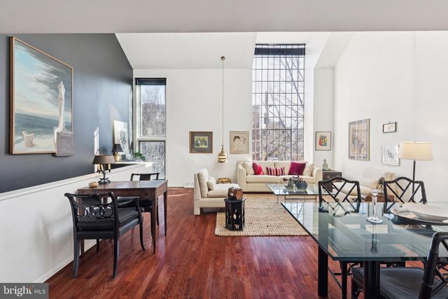 36 SAINT JAMES CT, Philadelphia, PA 19106