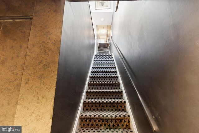 36 SAINT JAMES CT, Philadelphia, PA 19106