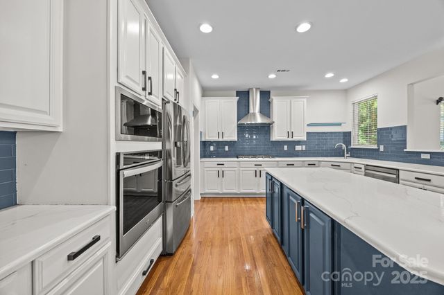 213 Beech Bluff Drive, Mount Holly, NC 28120