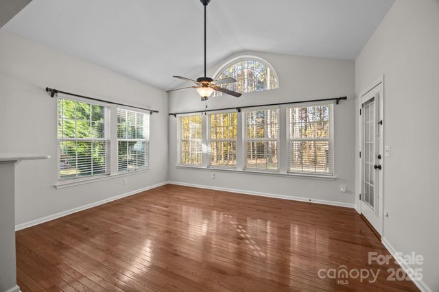 213 Beech Bluff Drive, Mount Holly, NC 28120