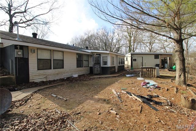 137 E Lexington Avenue, Poplar Bluff, MO 63901