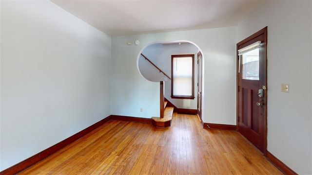 785 N Maple Road, Ann Arbor, MI 48103