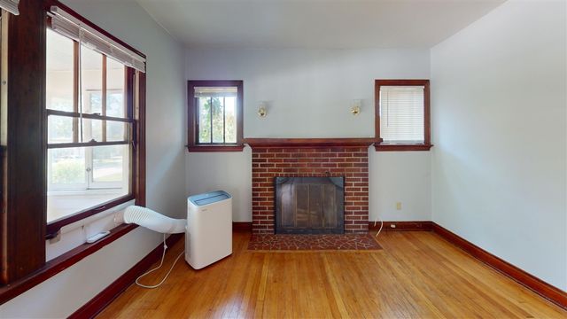 785 N Maple Road, Ann Arbor, MI 48103