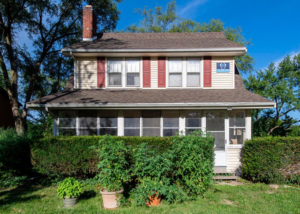 785 N Maple Road, Ann Arbor, MI 48103