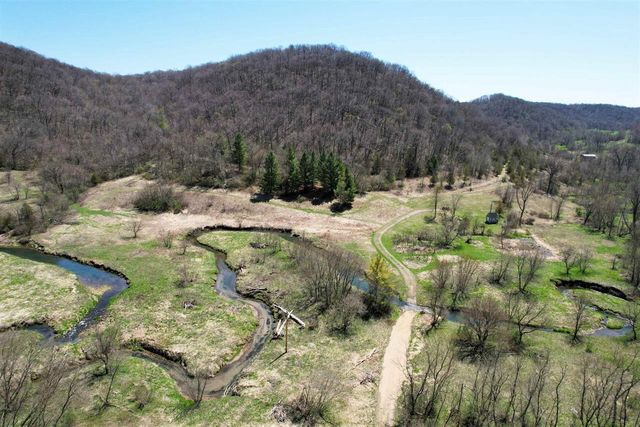 54631 Scenic View Road, Mount Sterling, WI 54645