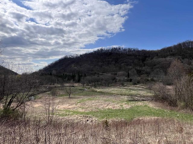 54631 Scenic View Road, Mount Sterling, WI 54645