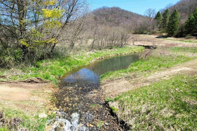 54631 Scenic View Road, Mount Sterling, WI 54645