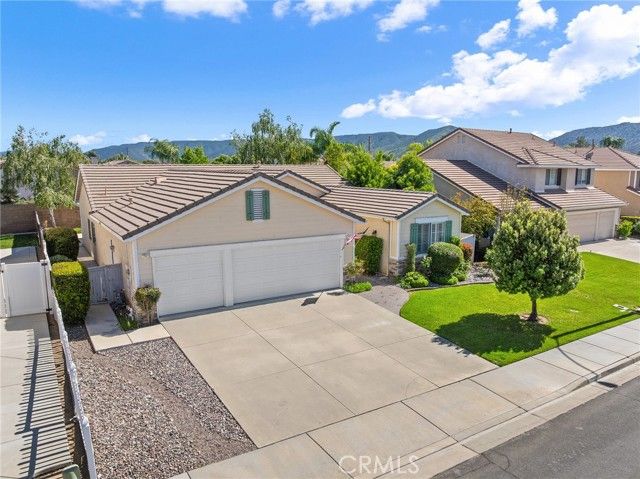 41972 Trinity River, Murrieta, CA 92562